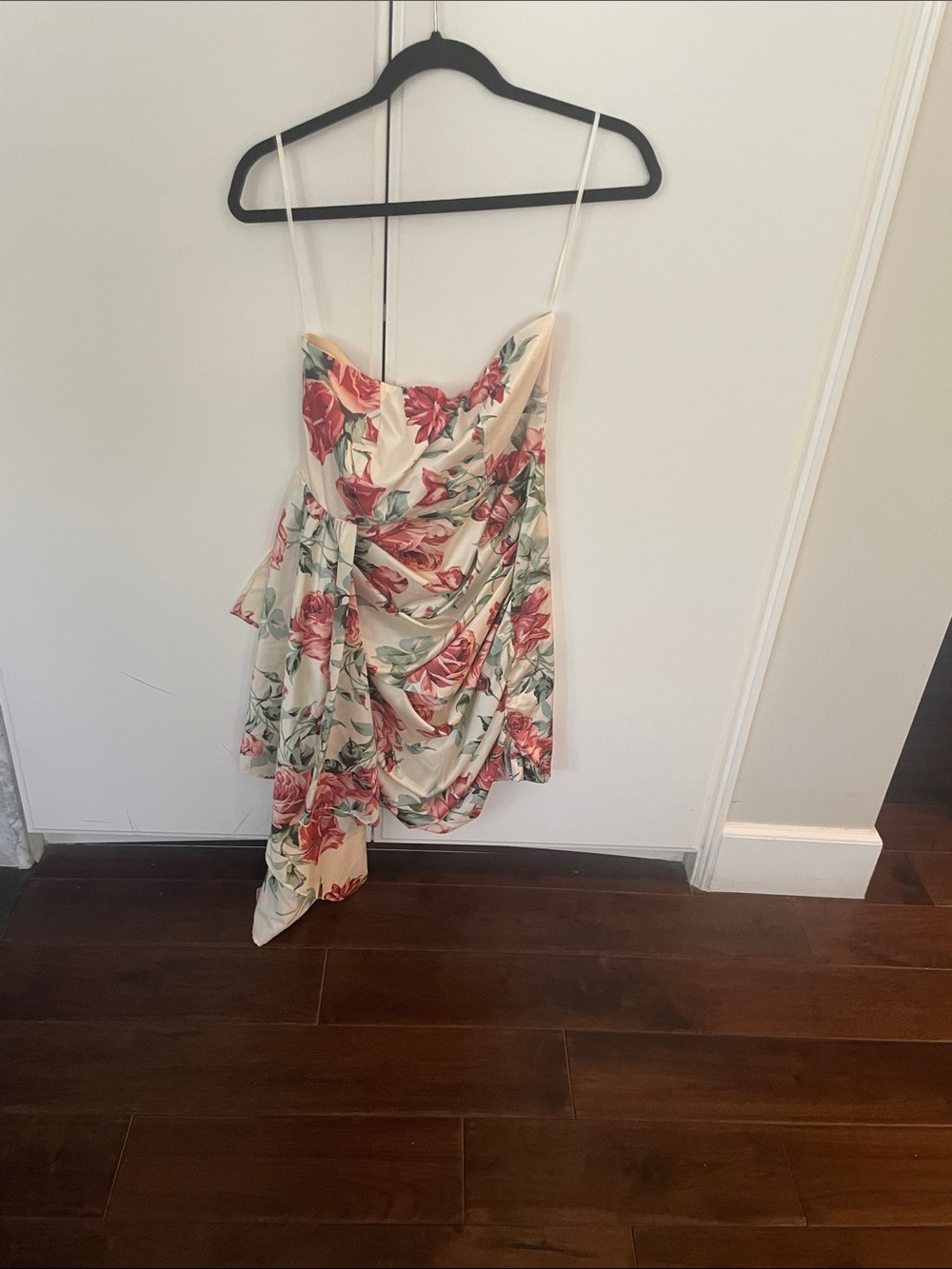 Aqua Bloomingdale’s floral strapless dress NWT SZ M